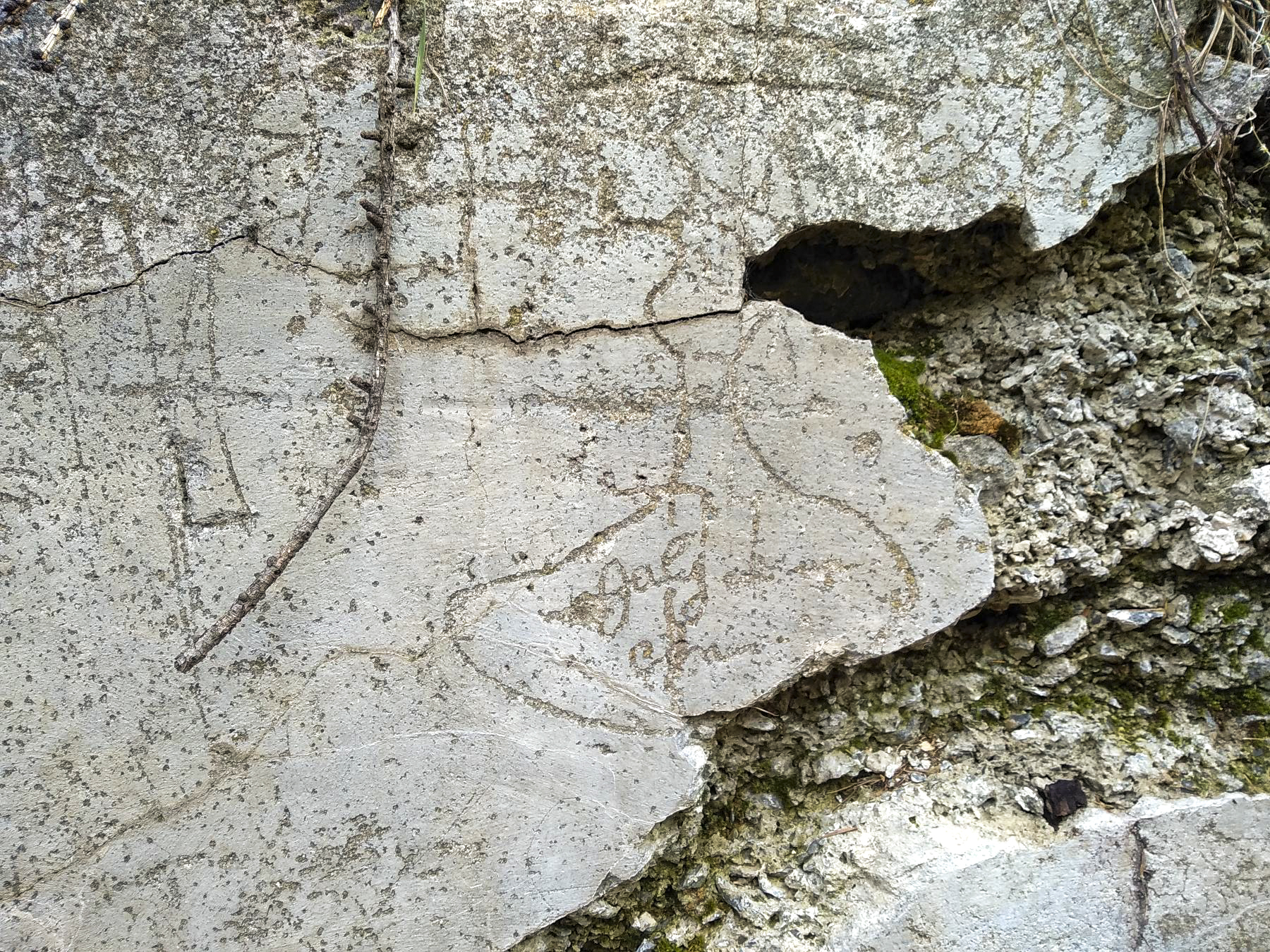 Ligne Maginot - CABANES VIEILLES (ABREUVOIR MILITAIRE) - (Divers) - Un autre  graffiti sur l'abreuvoir
