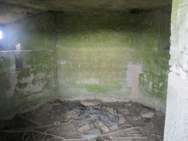 Ligne Maginot - BEF 383 - PIERRE PLATE - (Blockhaus pour arme infanterie) - Intérieur du blockhaus.