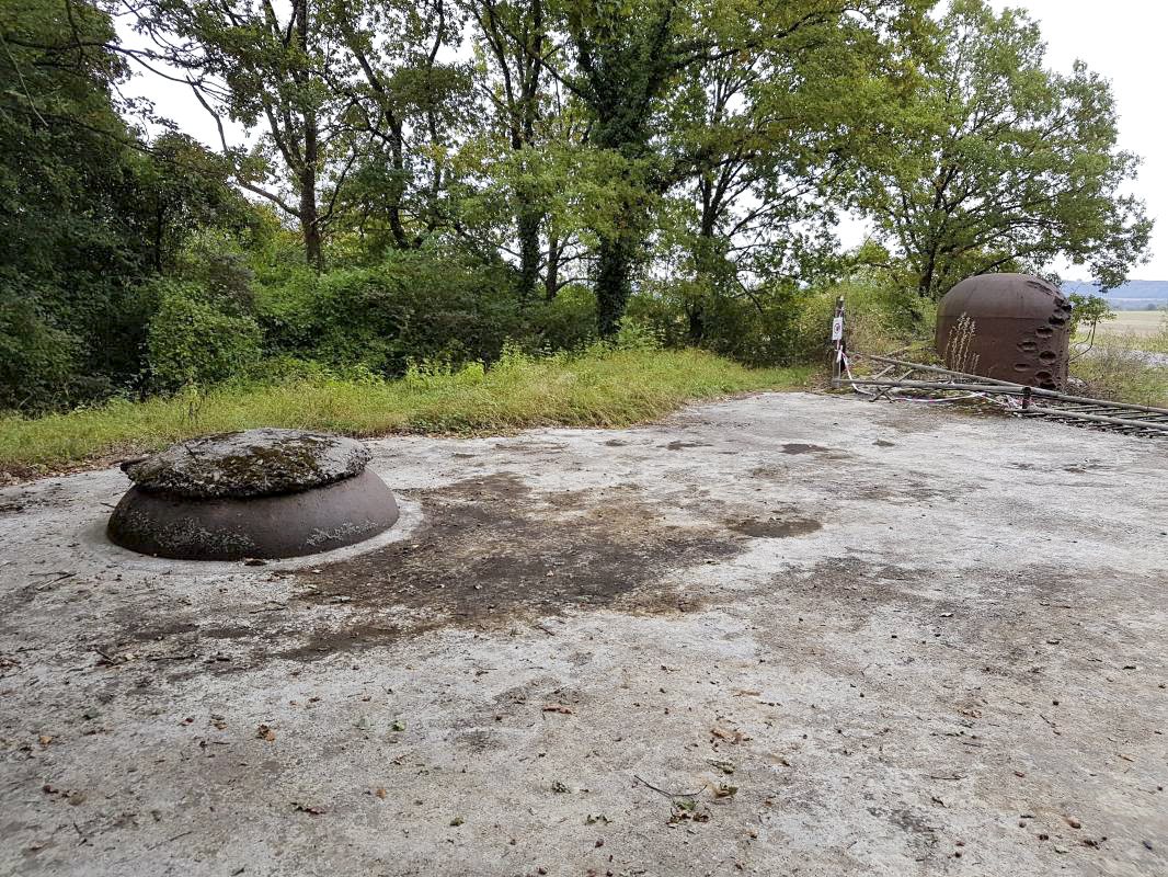 Ligne Maginot - BAMBESCH - A35 - (Ouvrage d'infanterie) - Bloc 2
La cloche lance grenades et la cloche GFM