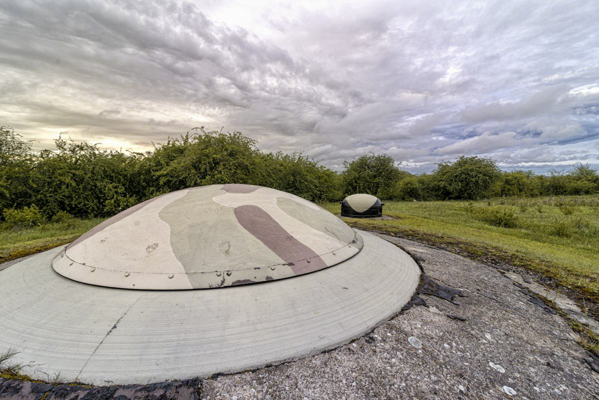 Ligne Maginot - ROHRBACH - FORT CASSO - (Ouvrage d'infanterie) - Le toit du bloc 1 avec sa tourelle pour 2 armes mixtes en position éclipse