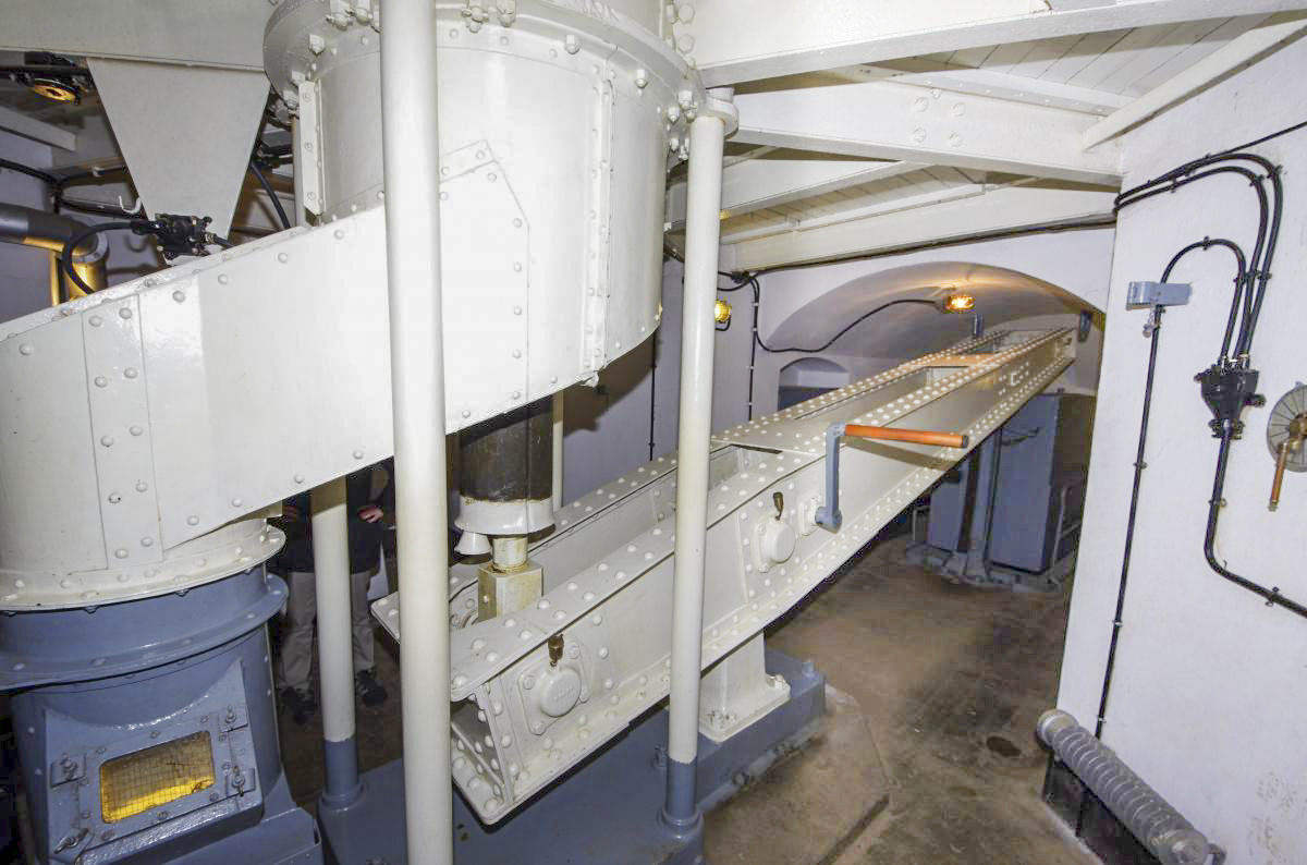 Ligne Maginot - ROHRBACH - FORT CASSO - (Ouvrage d'infanterie) - Bloc 1
Le balancier de la tourelle 2 AM