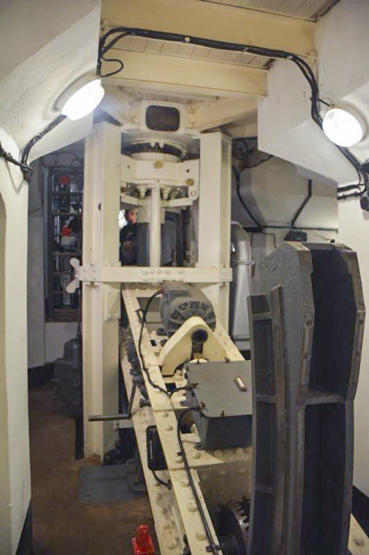 Ligne Maginot - ROHRBACH - FORT CASSO - (Ouvrage d'infanterie) - Bloc 3
Tourelle de mitrailleuses
Le balancier de la tourelle