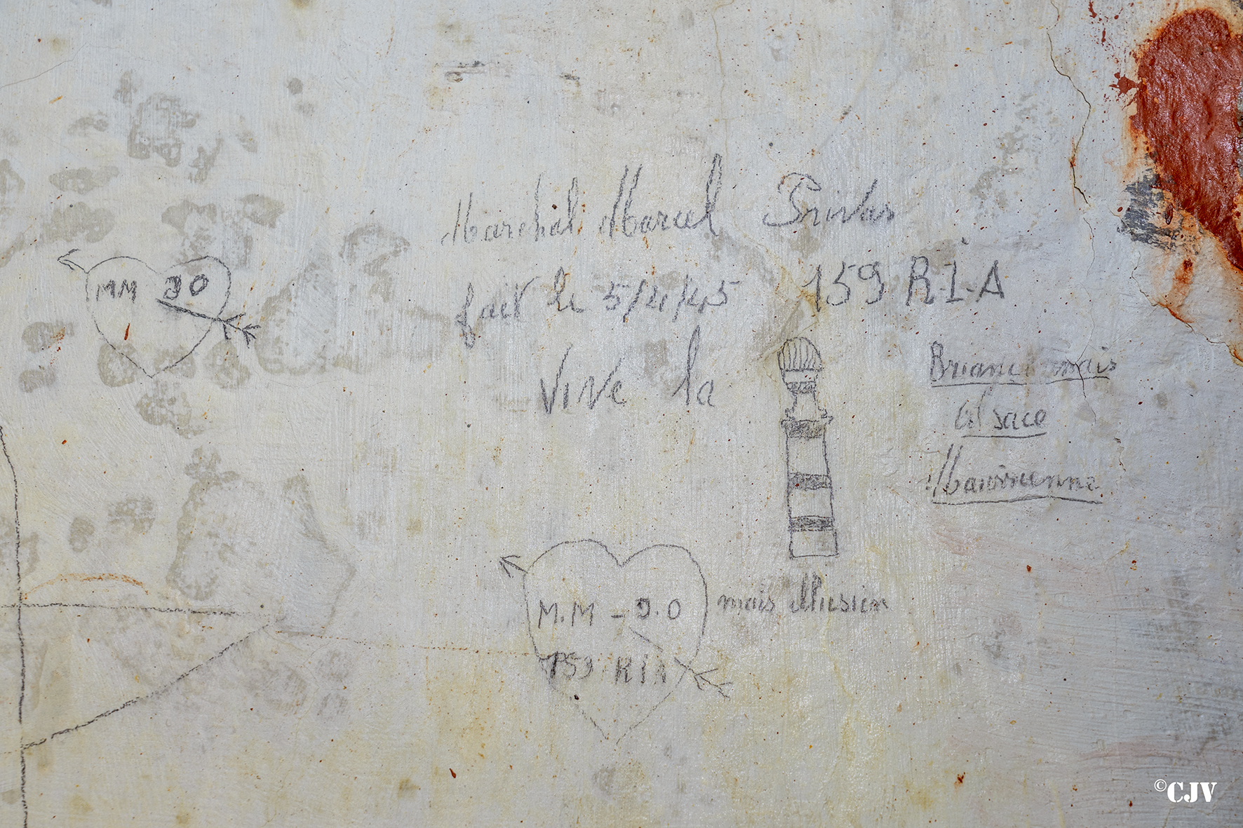 Ligne Maginot - LAVOIR - (Ouvrage d'artillerie) - Bloc 4  
Graffiti