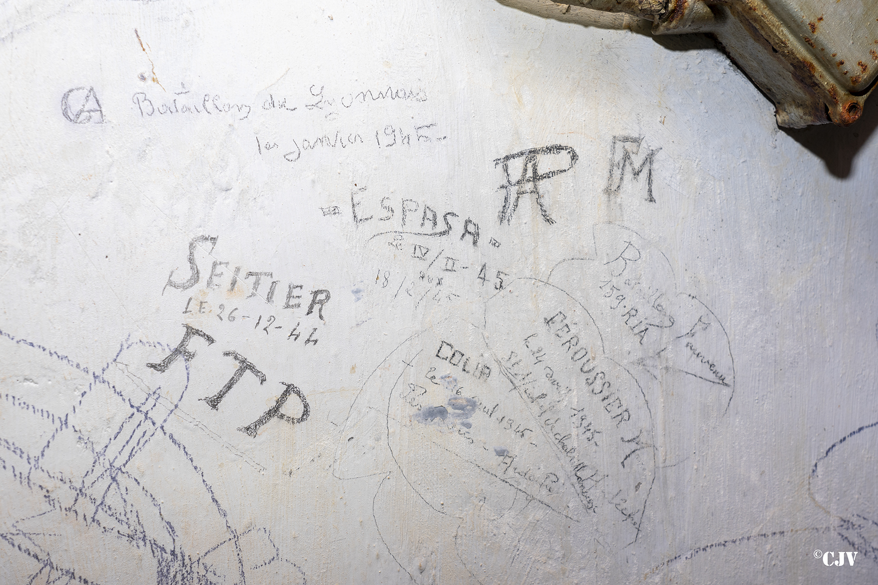 Ligne Maginot - LAVOIR - (Ouvrage d'artillerie) - Bloc 4 
Graffiti