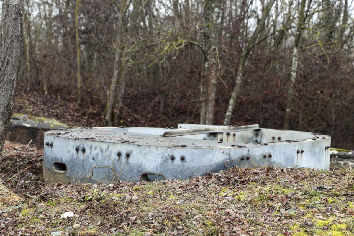 Ligne Maginot - HEITEREN (PC II/28° RIF) - (PC de Quartier) - Le parapet d'infanterie
