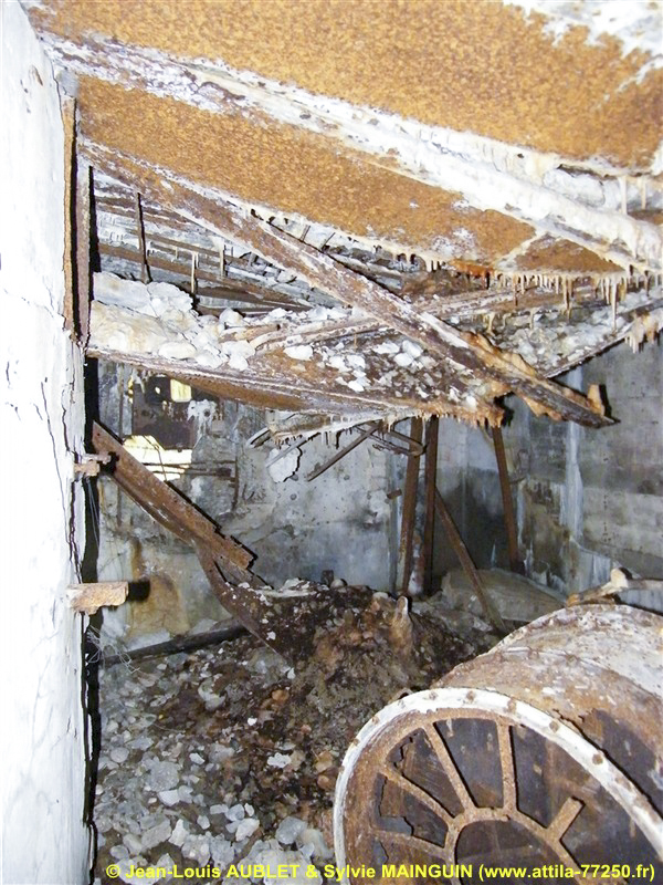 Ligne Maginot - MARKBACH - (Blockhaus pour arme infanterie) - Chambre de tir Ouest