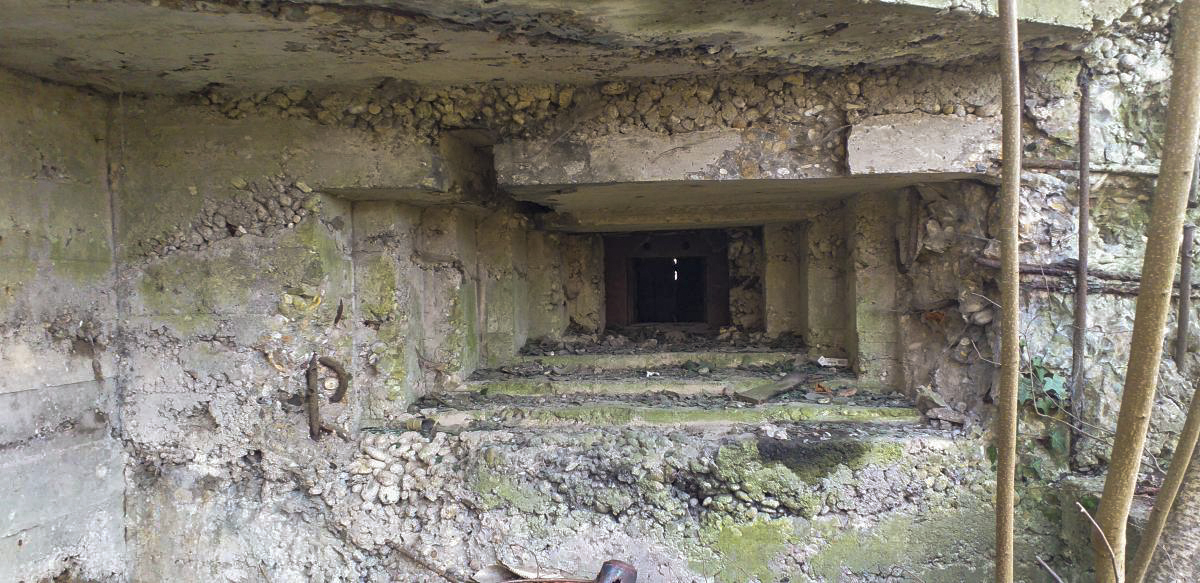 Ligne Maginot - 52 - BUSSIERES EST - (Blockhaus pour arme infanterie) - Détail créneau nord