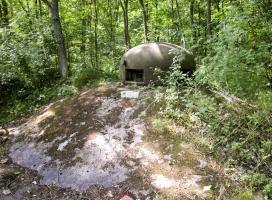 Ligne Maginot - SOETRICH - A11 - (Ouvrage d'artillerie) - Entrée munitions
L'une des  cloches GFM type A