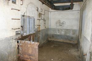 Ligne Maginot - SOETRICH - A11 - (Ouvrage d'artillerie) - Bloc 4
Pied du bloc, le receptacle à douilles
