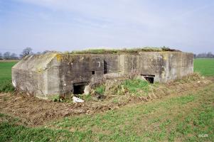 Ligne Maginot - BEF 724 - LE BEAU CHENE EST - (Blockhaus pour arme infanterie) - 