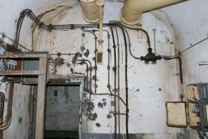 Ligne Maginot - SOETRICH - A11 - (Ouvrage d'artillerie) - Bloc 5
Le bas du bloc, local technique