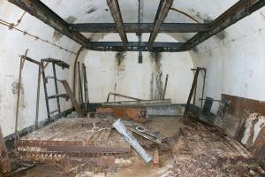 Ligne Maginot - SOETRICH - A11 - (Ouvrage d'artillerie) - Bloc 5
Le bas du bloc, Magasin a munitions M2
L'une des alvéoles de stockage pour obus de 75