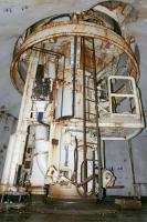 Ligne Maginot - SOETRICH - A11 - (Ouvrage d'artillerie) - Bloc 6
Tourelle pour deux tubes de 75 mm mle 32
L'étage intermédiaire de la tourelle avec le poste de pointage
