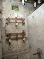 Ligne Maginot - SOETRICH - A11 - (Ouvrage d'artillerie) - Le poste de transformation extérieur près de l’entrée des hommes. Ce poste était doté de deux transformateurs (60KVA et 200 KVA)