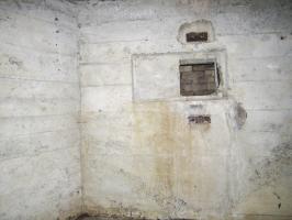 Ligne Maginot - HAUTE DIGUE 5 - (Blockhaus pour arme infanterie) - Chambre de tir
Créneau mitrailleuse droit