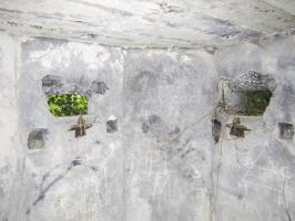 Ligne Maginot - HAUTE DIGUE 4 - (Blockhaus pour arme infanterie) - Chambre de tir
Créneau frontal et latéral droit