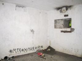 Ligne Maginot - HAUTE DIGUE 7 - (Blockhaus pour arme infanterie) - Chambre de tir - créneau mitrailleuse droit