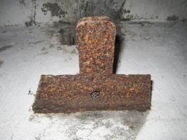 Ligne Maginot - HAUTE DIGUE 7 - (Blockhaus pour arme infanterie) - Chambre de tir - détail pivot supérieur créneau mitrailleuse gauche