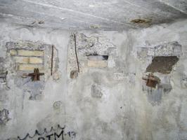 Ligne Maginot - HAUTE DIGUE 6 - (Blockhaus pour arme infanterie) - Créneau frontal et latéraux droit
