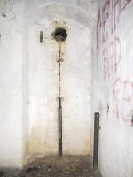 Ligne Maginot - OBSERVATOIRE EST DES CERISIERS - (Observatoire d'artillerie) - Fourreaux d'arrivée des câbles