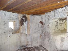 Ligne Maginot - PAYSANS OUEST - (Blockhaus pour arme infanterie) - Chambre de tir Est pour mitrailleuse et Fm de défense arrière