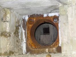 Ligne Maginot - PAYSANS OUEST - (Blockhaus pour arme infanterie) - Trémie frontale vue de l'extérieur
