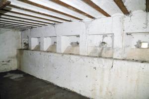 Ligne Maginot - GERSTHEIM 3 (TêTE DE PONT DE ) - (Blockhaus pour arme infanterie) - Détail des créneaux de la 'galerie' de fusillade