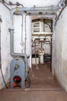 Ligne Maginot - PETERSBERG OUEST - C39 - (Casemate d'infanterie - Simple) - La cloche mitrailleuses
A l'avant plan, le système de ventilation de la cloche et d'aspiration des gaz résultant du tir