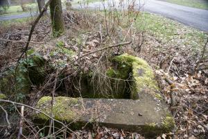 Ligne Maginot - CARREFOUR PARADE 3 - (Cuve pour arme d'infanterie) - Le mur porte une inscription