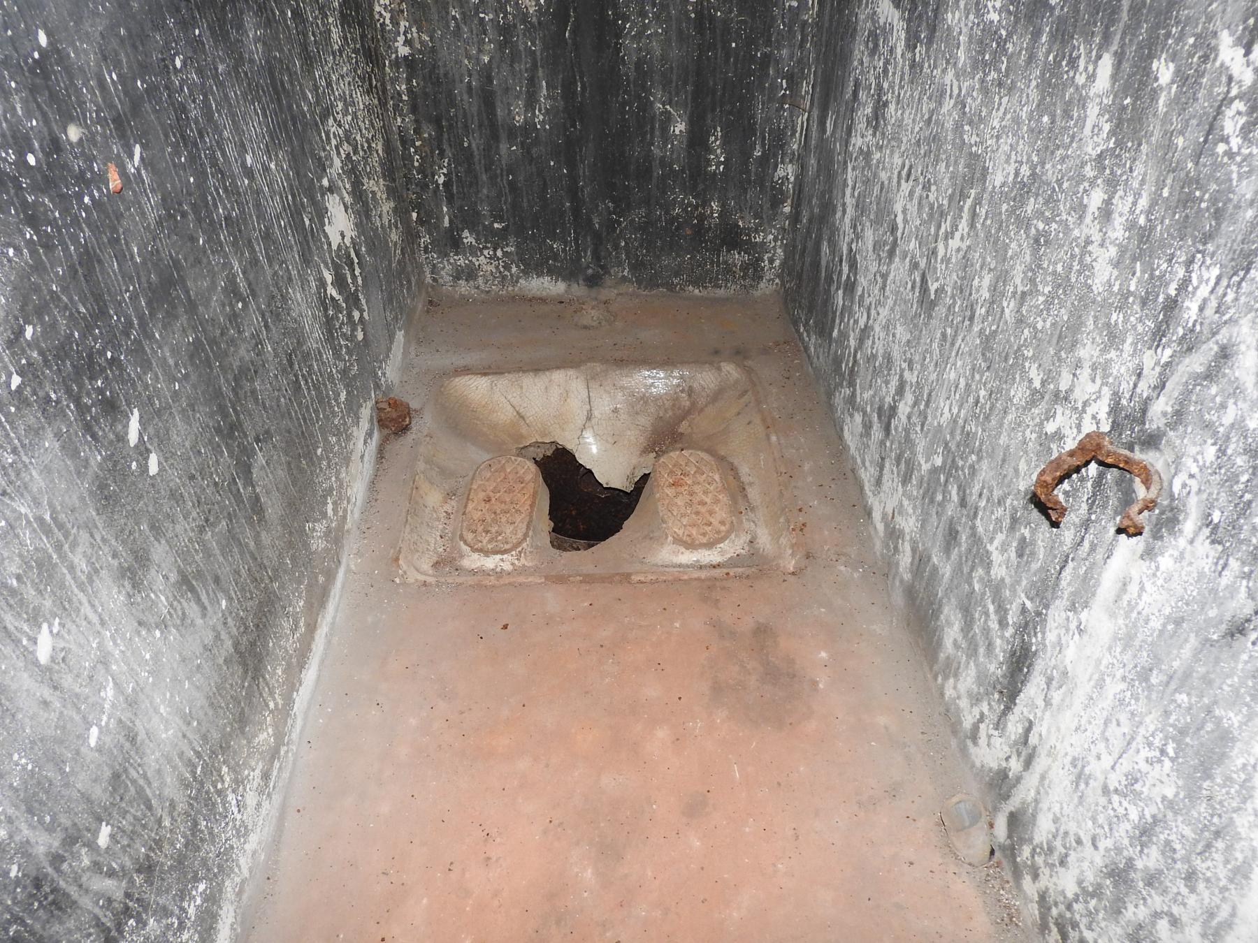 Ligne Maginot - GRAFENWEIHER CENTRE - (Casemate d'infanterie - Simple) - Les WC