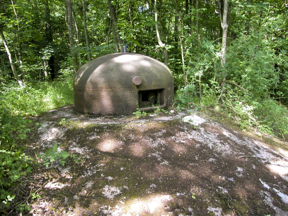 Ligne Maginot - SOETRICH - A11 - (Ouvrage d'artillerie) - Entrée munitions
L'une des  cloches GFM type A