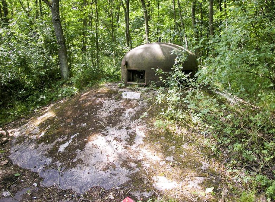 Ligne Maginot - SOETRICH - A11 - (Ouvrage d'artillerie) - Entrée munitions
L'une des  cloches GFM type A