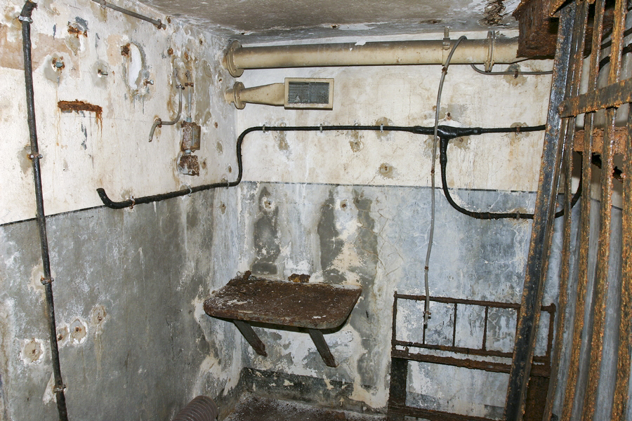 Ligne Maginot - SOETRICH - A11 - (Ouvrage d'artillerie) - Bloc 3
Chambre de l'officier commandant le bloc