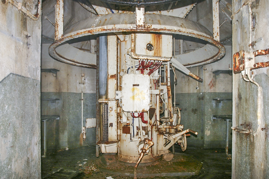 Ligne Maginot - SOETRICH - A11 - (Ouvrage d'artillerie) - Bloc 4
L'étage intermédiaire de la tourelle de 135mm