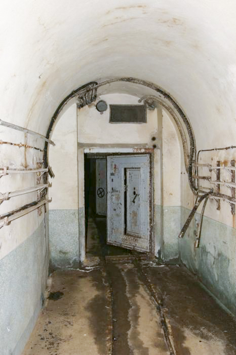 Ligne Maginot - SOETRICH - A11 - (Ouvrage d'artillerie) - Bloc 4
Pied du bloc, le sas d'accès au bloc