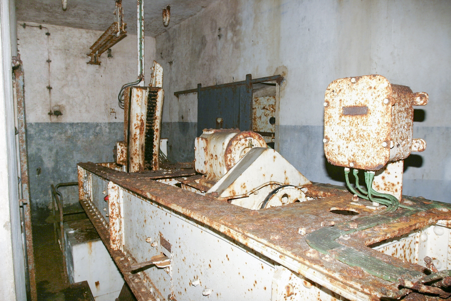 Ligne Maginot - SOETRICH - A11 - (Ouvrage d'artillerie) - Bloc 5
Etage inférieur - Le balancier de la tourelle