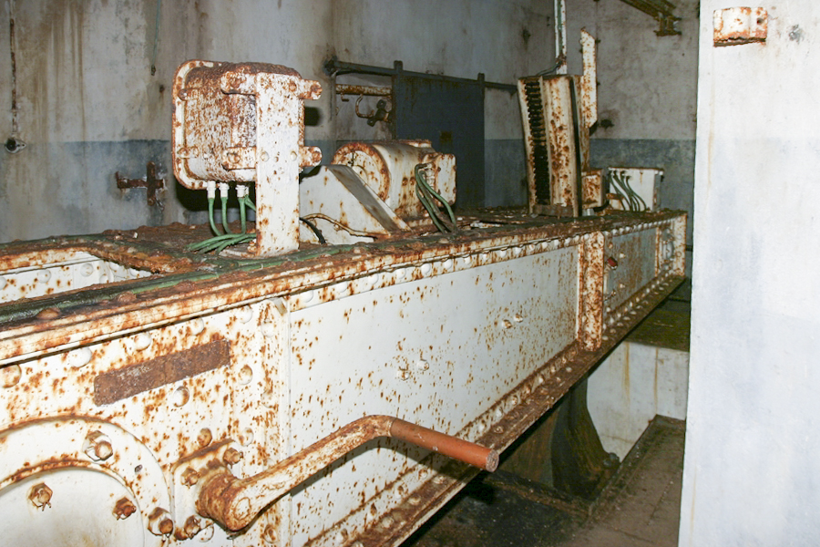 Ligne Maginot - SOETRICH - A11 - (Ouvrage d'artillerie) - Bloc 5
Etage inférieur - Le balancier de la tourelle