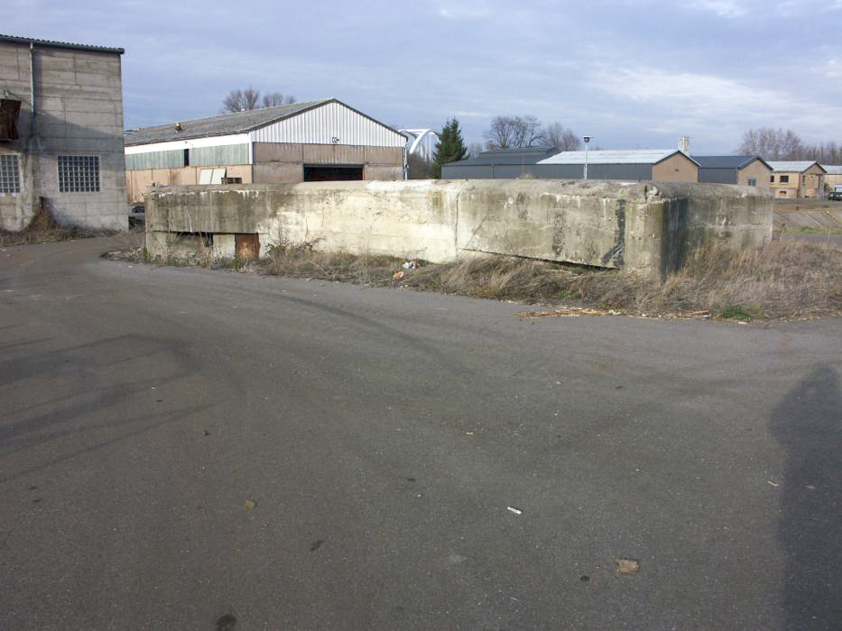 Ligne Maginot - Blockhaus de la Minoterie - Vue coté Sud