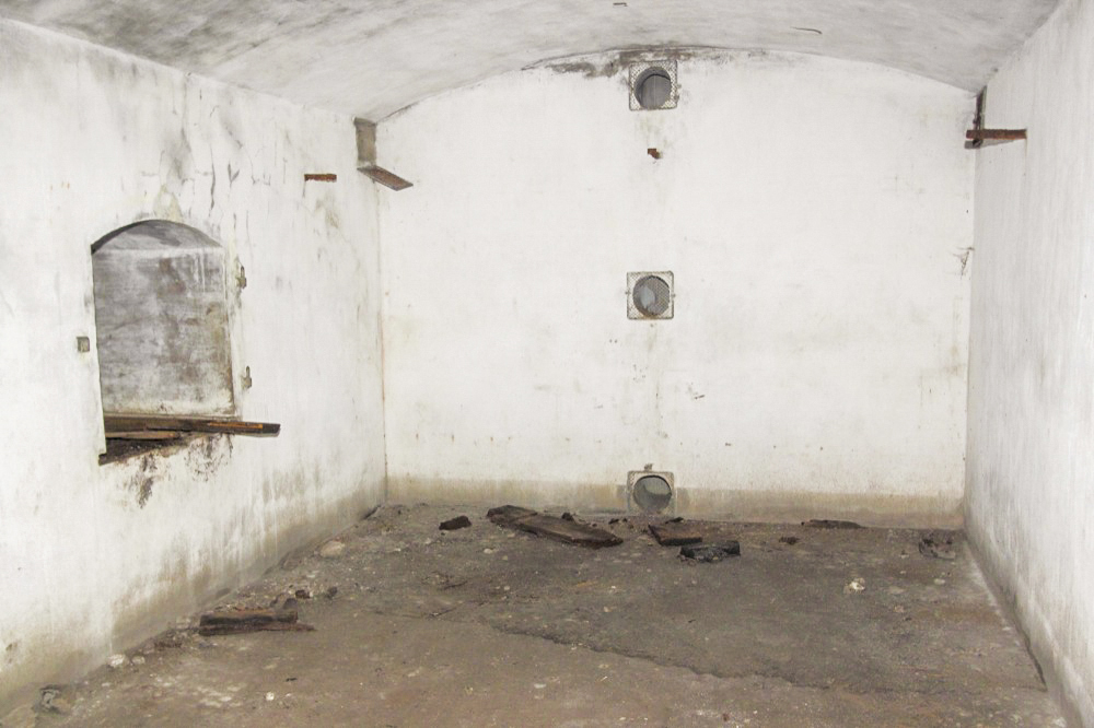Ligne Maginot - BATTERIE DES PAYSANS - (Cuve pour canon) - Alvéole de stockage