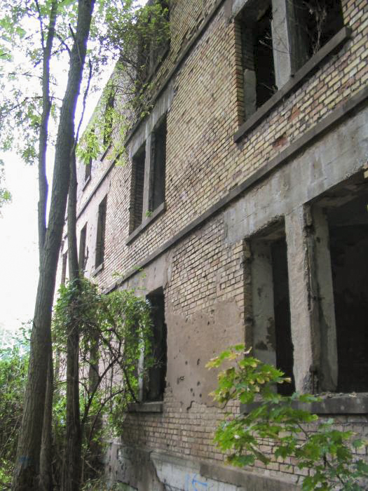 Ligne Maginot - DAVOUST - (Casernement) - Vue générale extérieure - Antoine SCHOEN