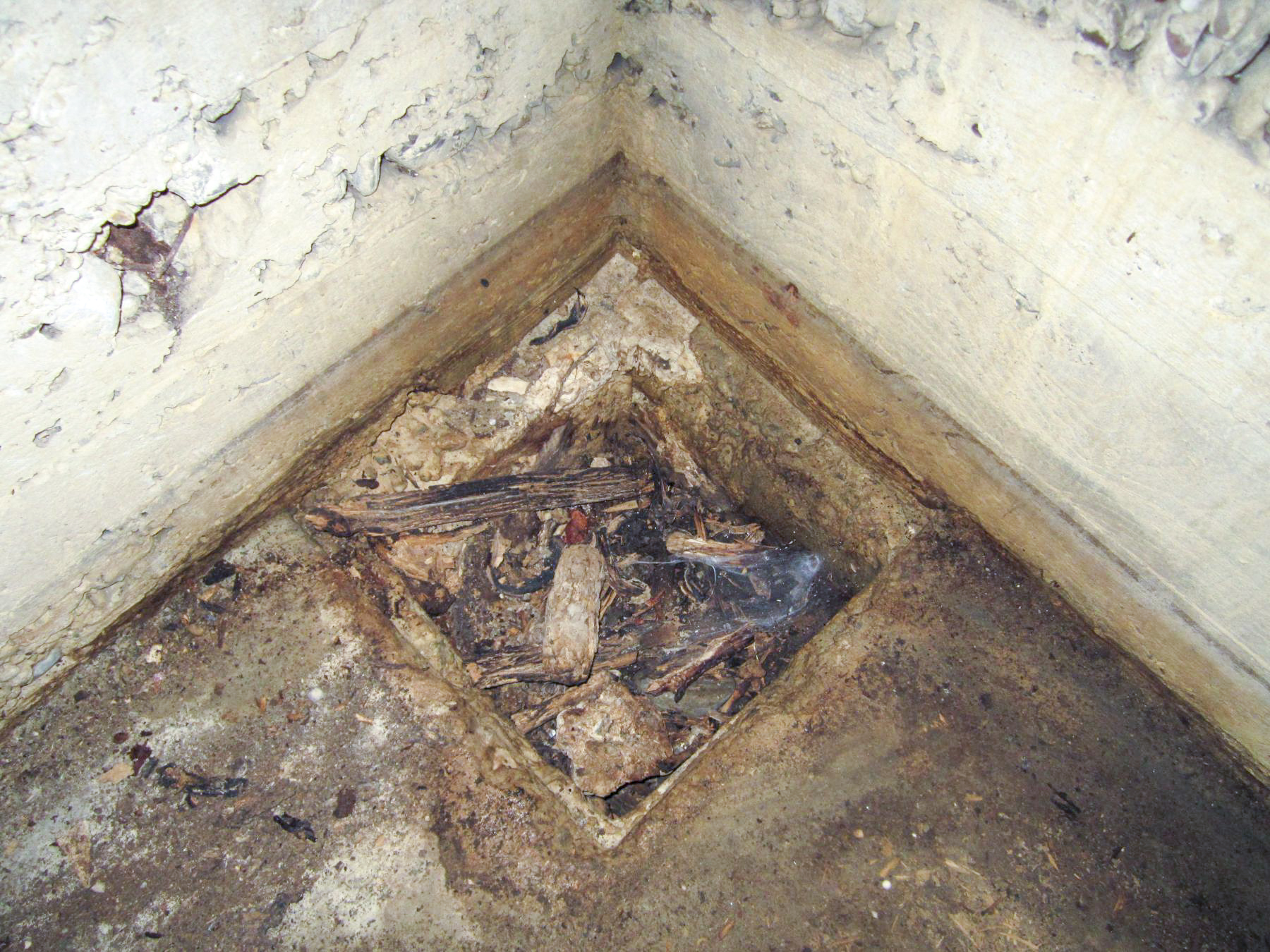 Ligne Maginot - HAUTE DIGUE 5 - (Blockhaus pour arme infanterie) - Puisard - G.Fuchs