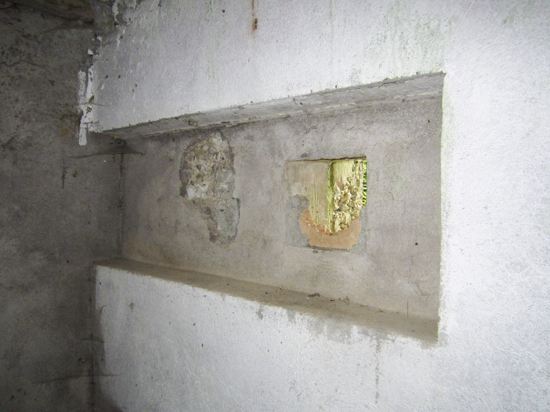 Ligne Maginot - HAUTE DIGUE 9 - (Blockhaus pour arme infanterie) - Créneau de défense rapprochée de l'entrée