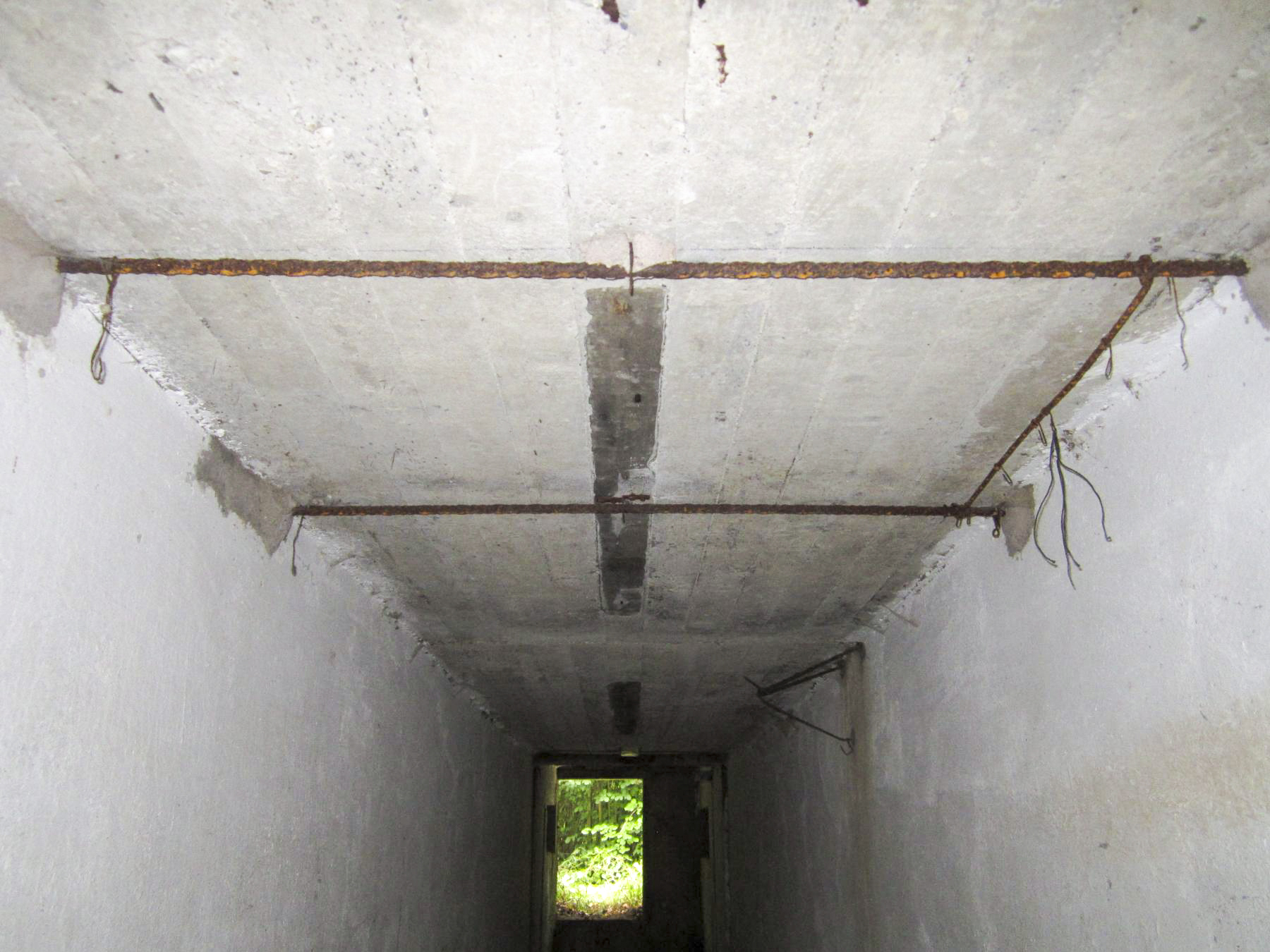 Ligne Maginot - HAUTE DIGUE 9 - (Blockhaus pour arme infanterie) - Supports dans la galerie