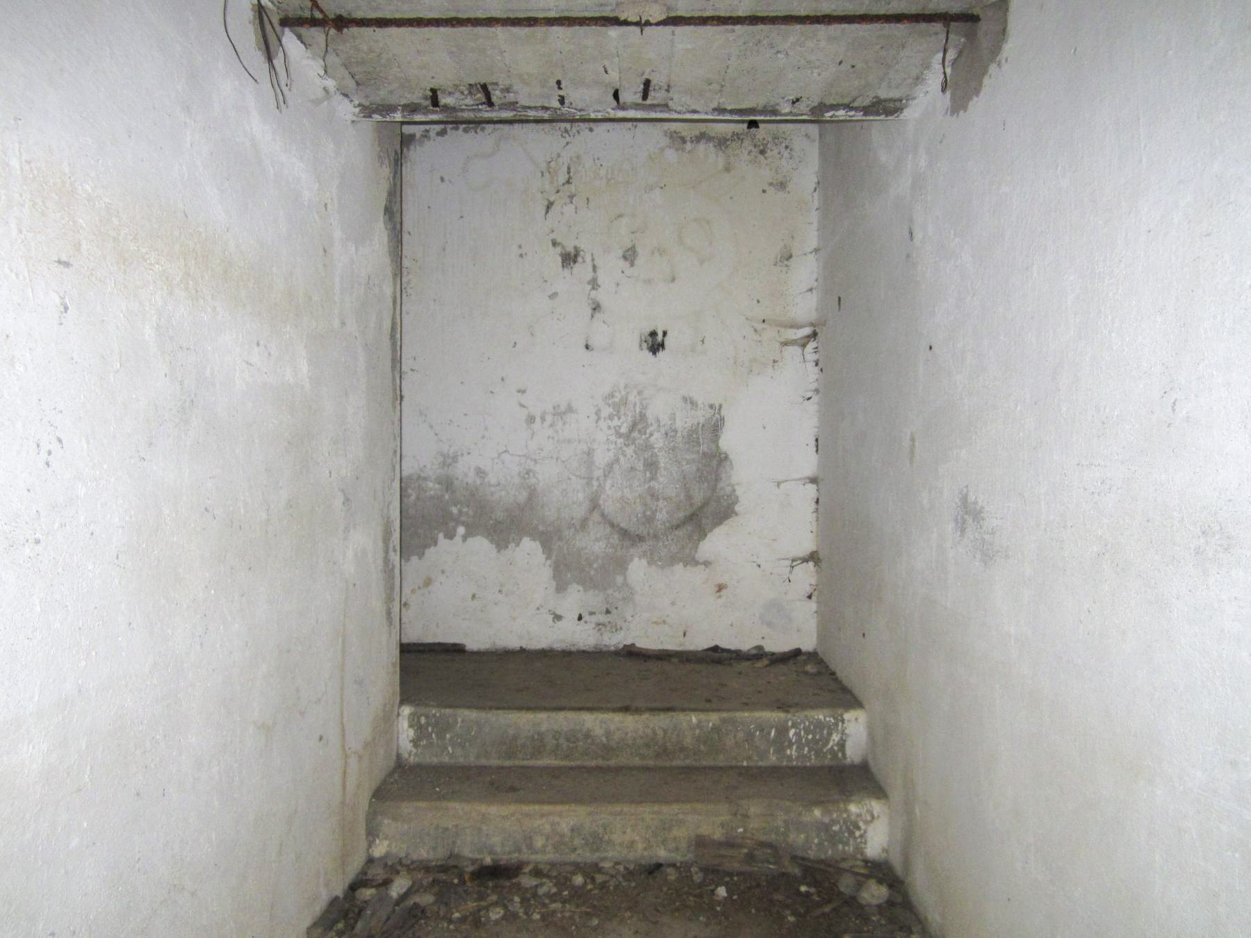 Ligne Maginot - HAUTE DIGUE 9 - (Blockhaus pour arme infanterie) - Accès à la chambre de tir, à l'extrémité de la galerie