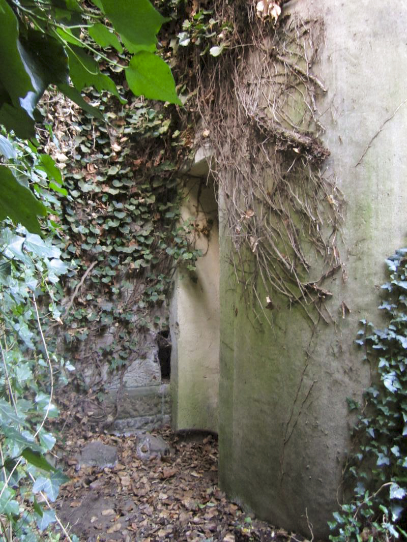 Ligne Maginot - M26 - (Abri) - Entrée du masque bétonné
