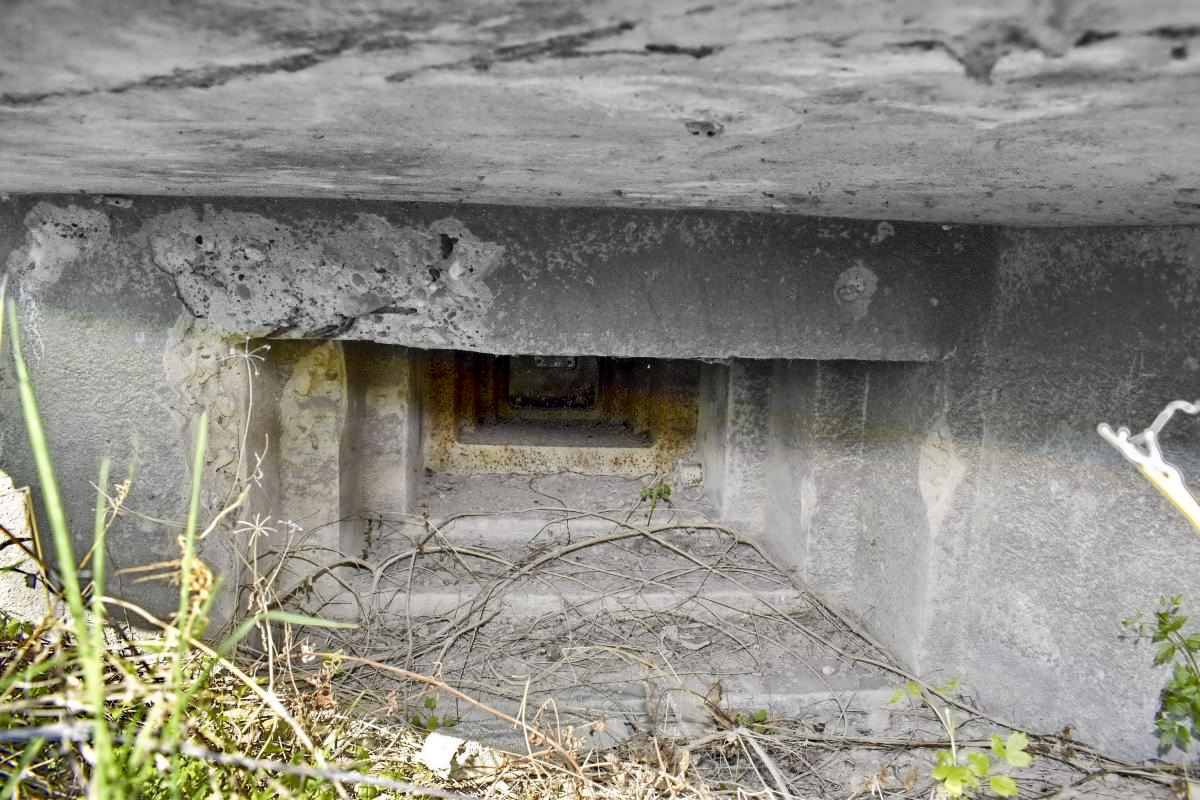 Ligne Maginot - SPORENINSEL - (Casemate d'infanterie - Double) - Chambre de tir sud
Créneau JM