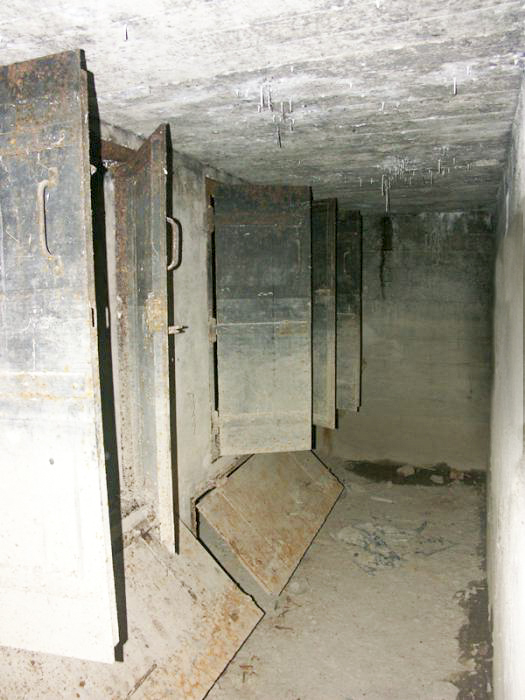 Ligne Maginot - SPORENINSEL - (Casemate d'infanterie - Double) - Niches à mines et grenades