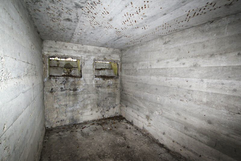 Ligne Maginot - HERRENFELD (II/34°RIF ) - (PC de Quartier) - Abri 2