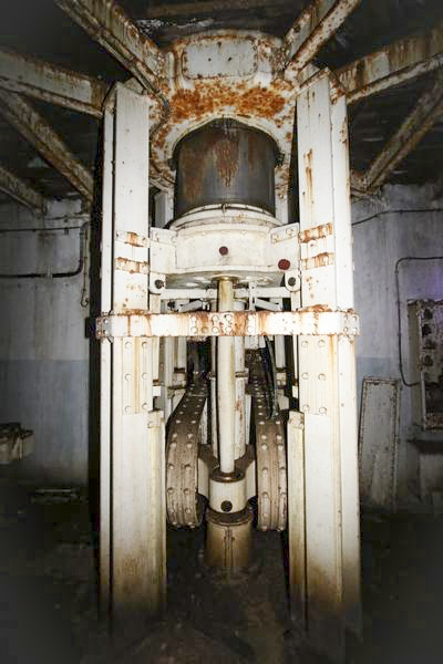 Ligne Maginot - HOCHWALD - (Ouvrage d'artillerie) - Bloc 14
Tourelle de 135