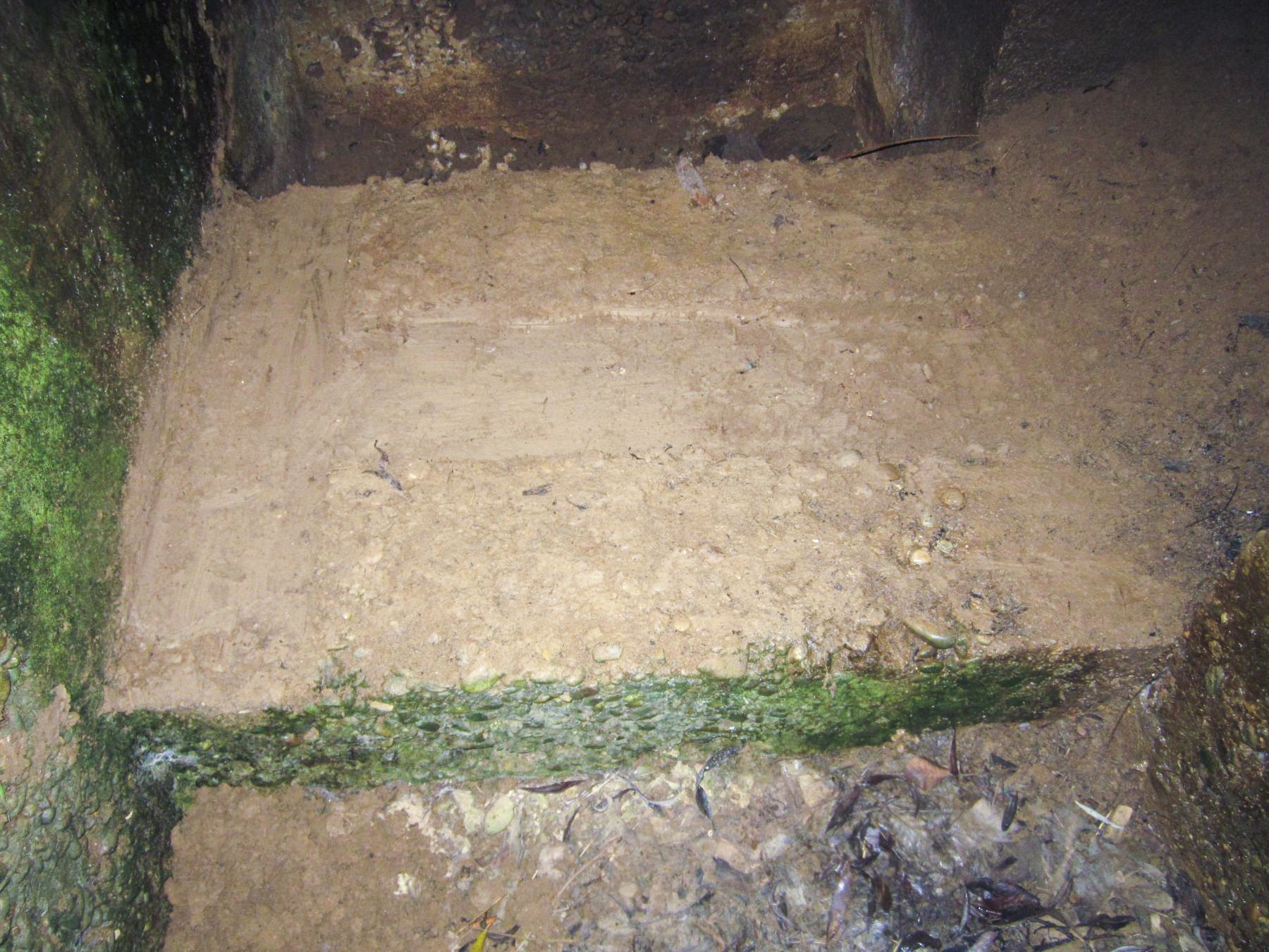 Ligne Maginot - KINZELBACH OUEST 1 - (Blockhaus pour arme infanterie) - Support pour le mitrailleuse - Gregory Fuchs